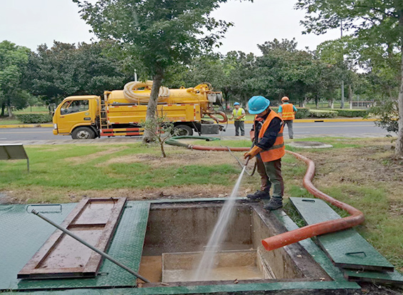 西平化油池清理